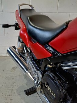 Yamaha FZX 750