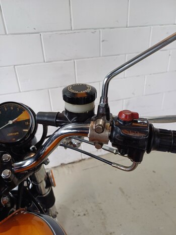 Honda CB750K2 Four  **VERKOCHT**