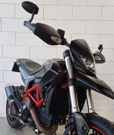 Ducati Hypermotard 821 ***VERKOCHT***
