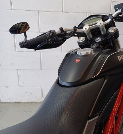 Ducati Hypermotard 821 ***VERKOCHT***