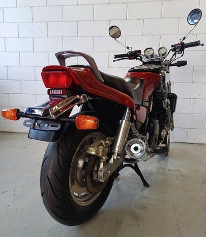 Yamaha FZX 750