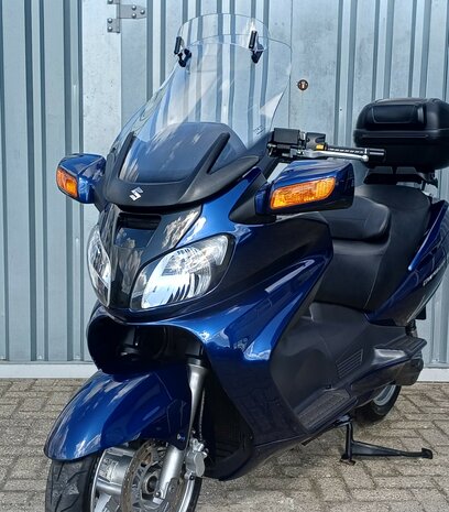 Suzuki AN650 Burgman motorscooter **VERKOCHT**